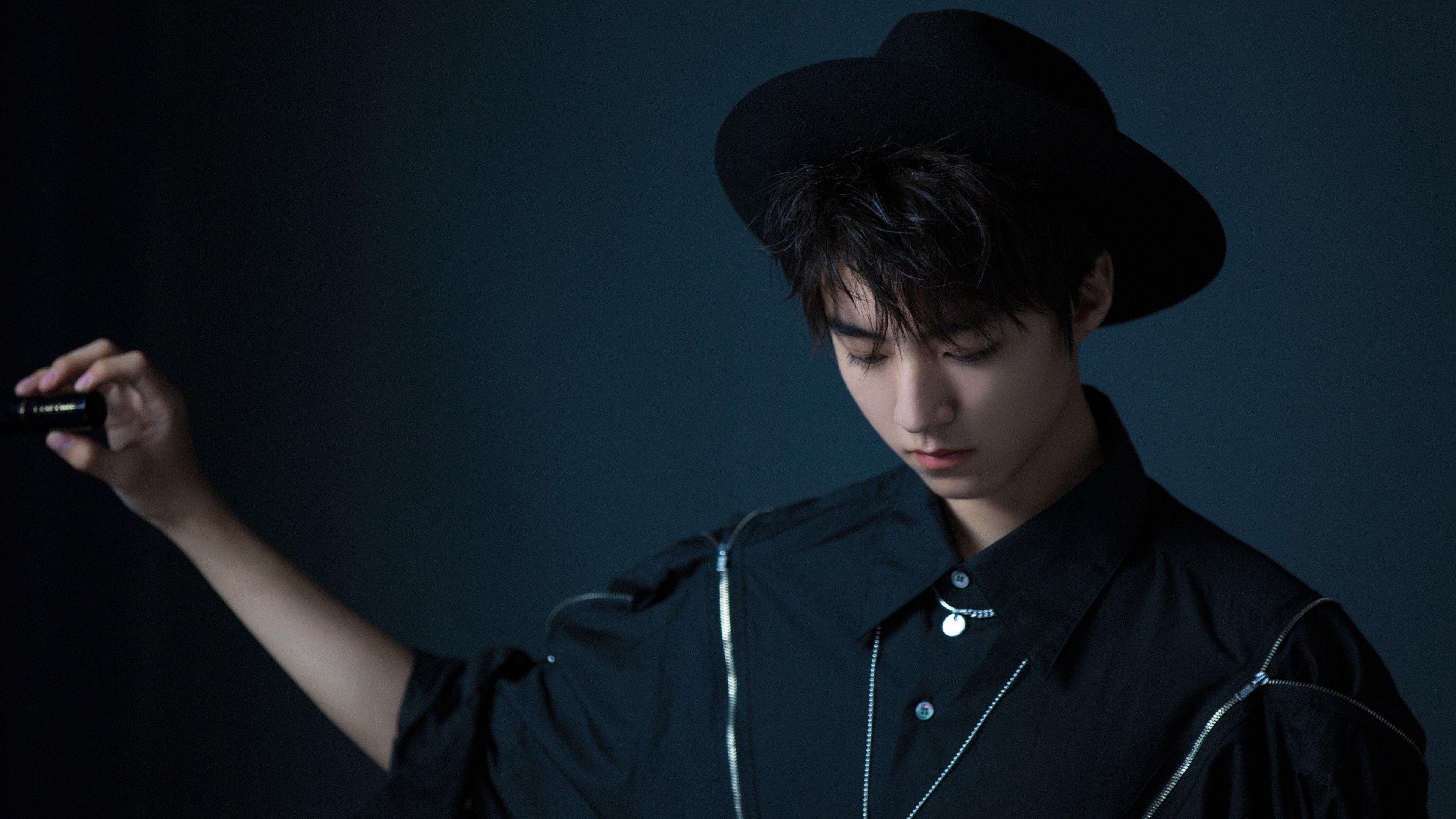 哥伦比亚女足在巴黎奥运会比赛中以1-0战胜法国,哥伦比亚足球美女