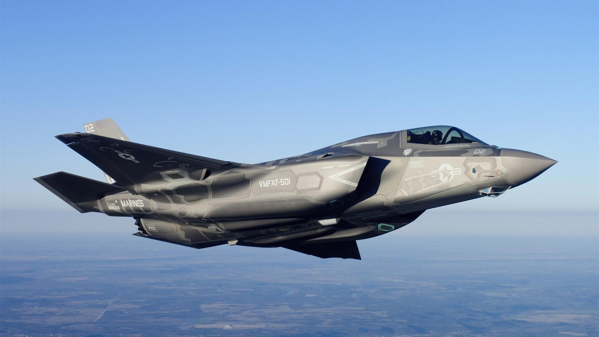 大型悬崖落水跳水赛,惊险刺激挑战极限,悬崖上跳水会死吗