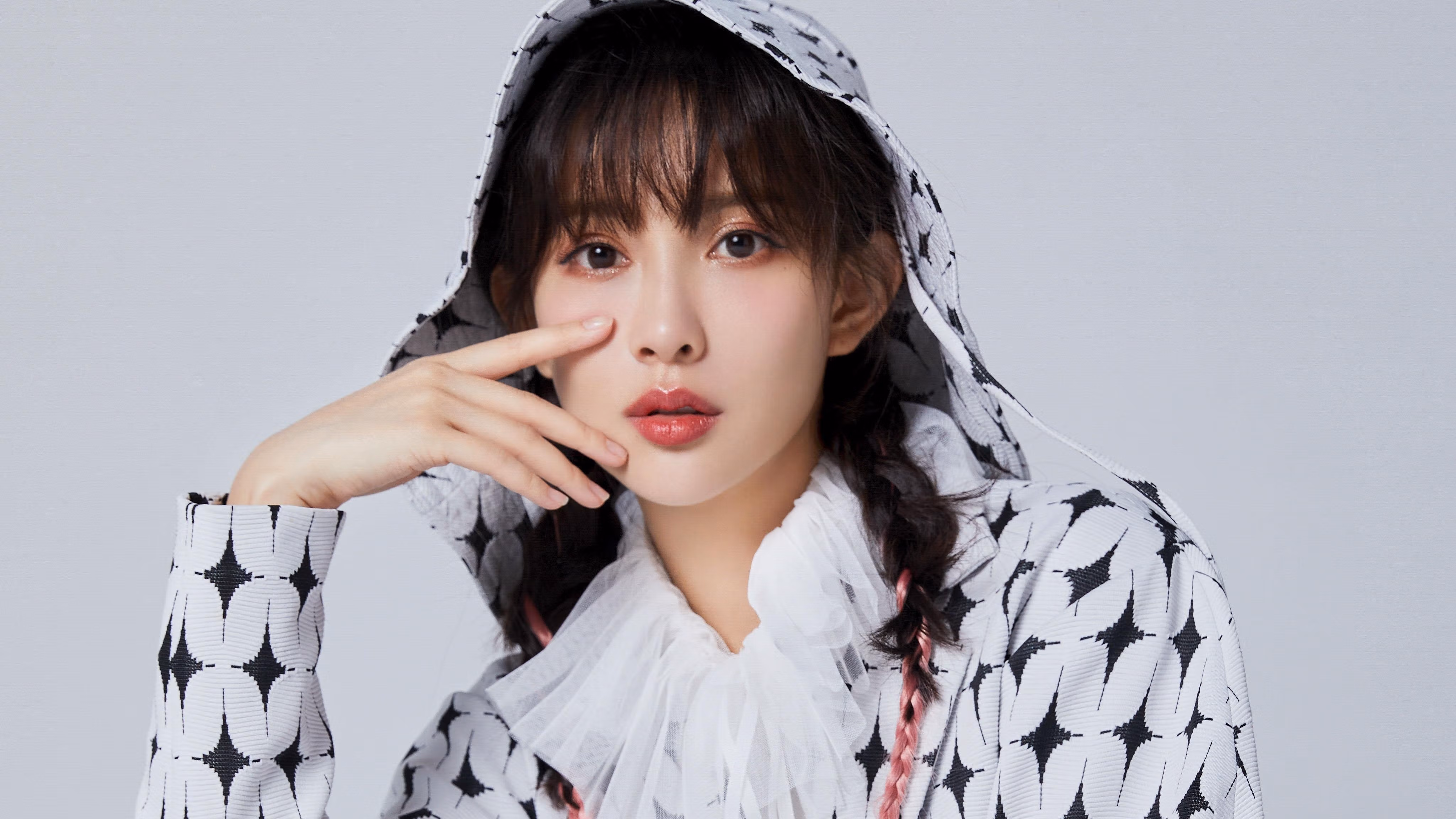 九游娱乐中心-花式表演：赛场上的酷炫篮球技能，花式篮球表演队