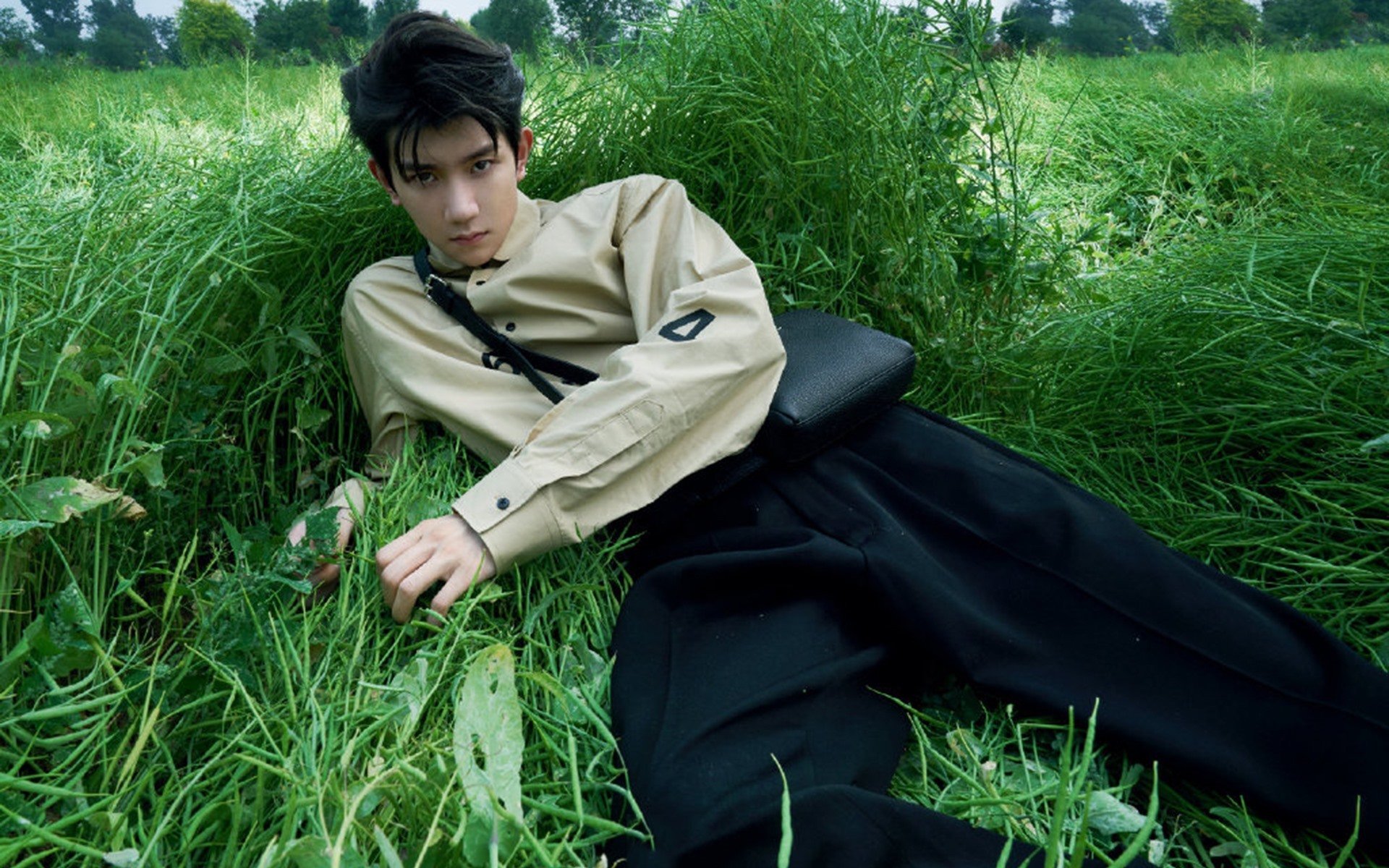 九游登录入口-申花连续两战告负，下滑至中游位置，申花 juan