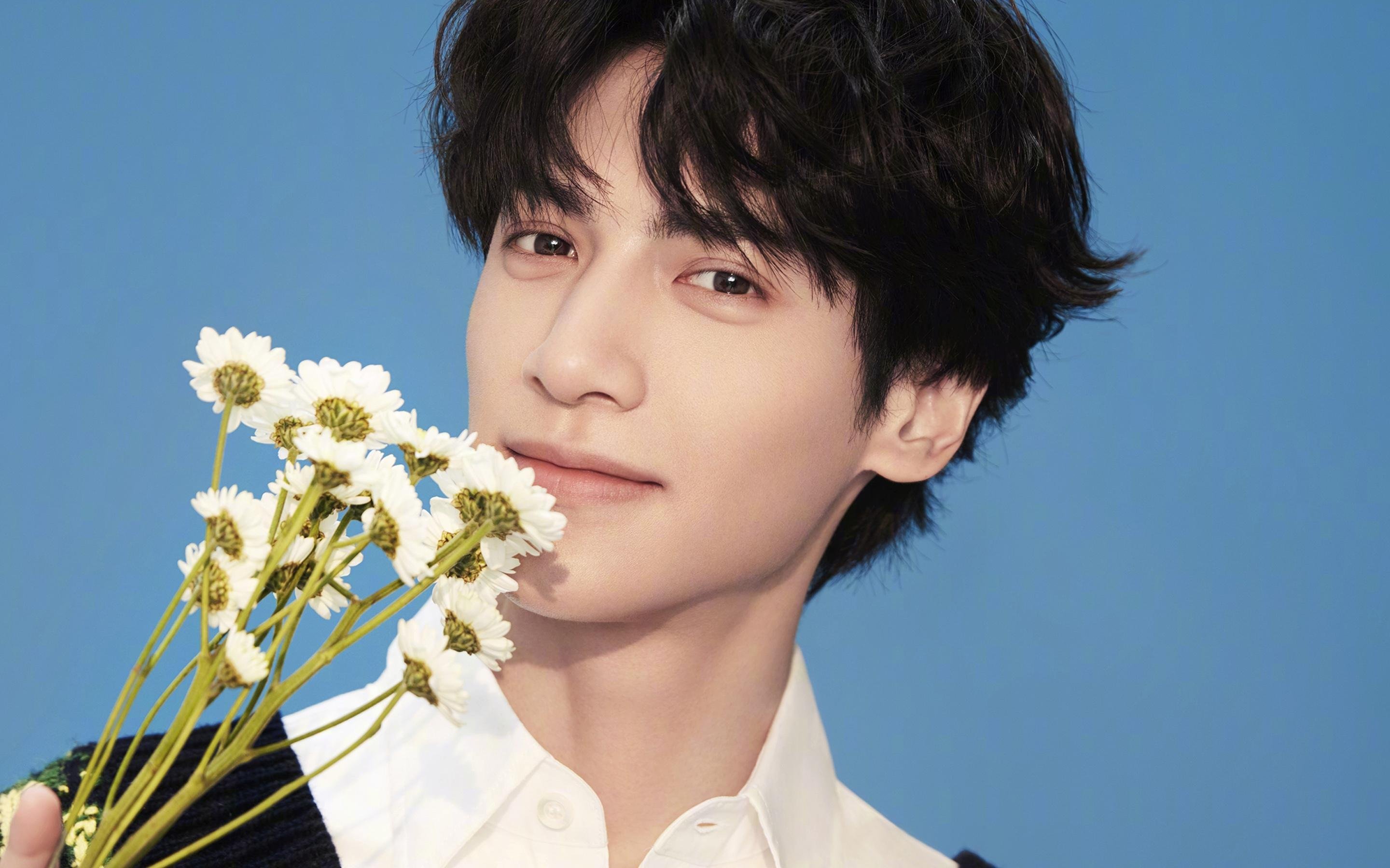 曼联加强边路突破提升进攻效率,曼联右边路