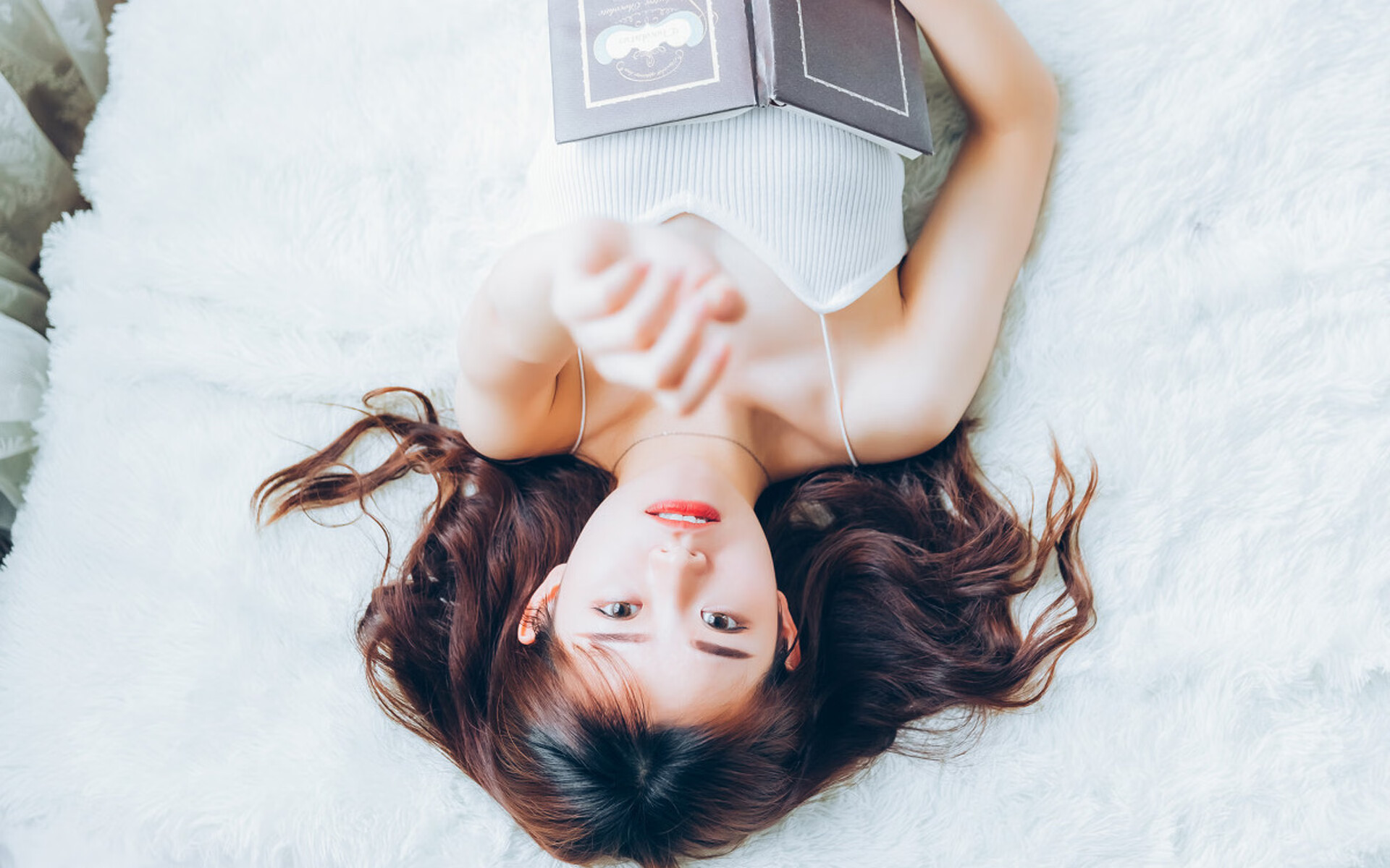 -卡斯帕·科尔博后程加速展现强大实力，卡斯帕尔 支援