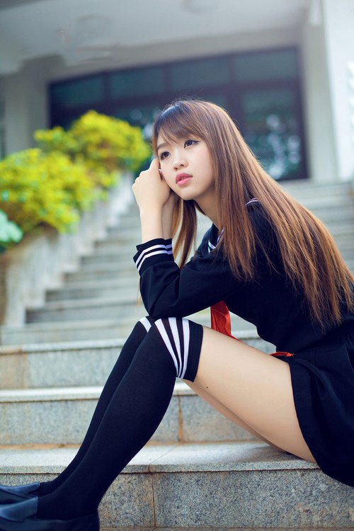 德甲比赛战况激烈:攻防转变令人屏息,德甲赛制规则